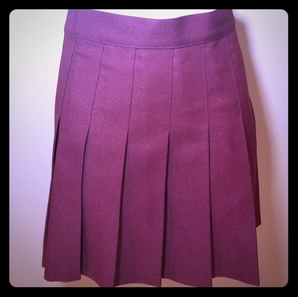 ⬇️American Apparel Large Tennis Skirt